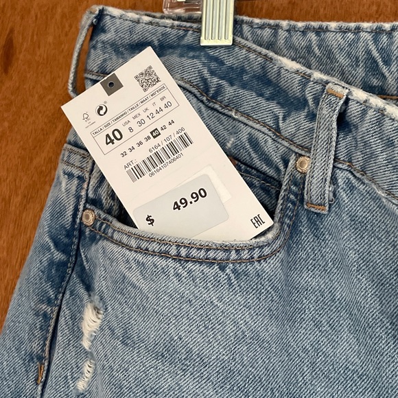 ZARA Denim Jeans Relaxed Fit Ripped/Distressed - Picture 9 of 9